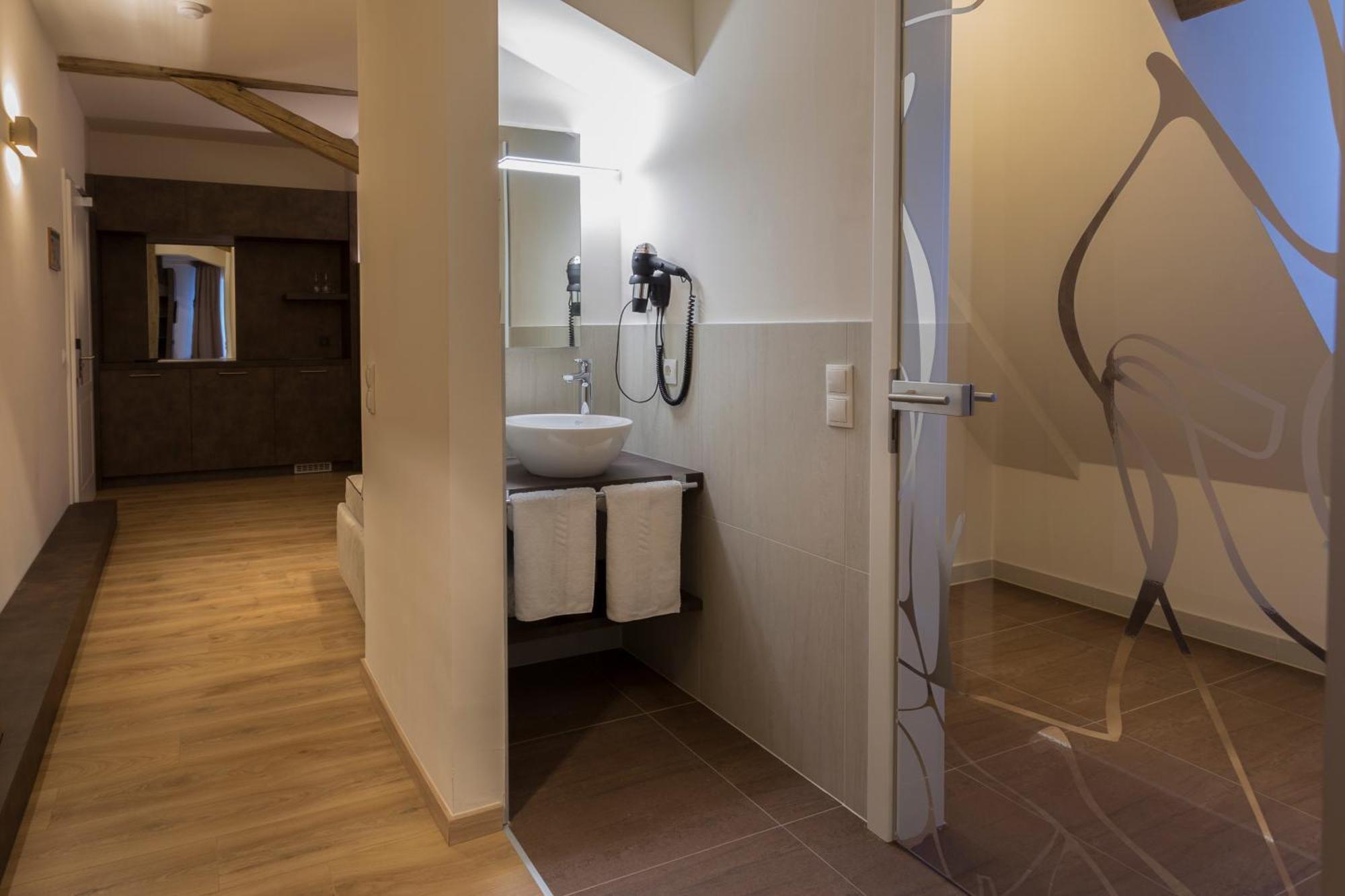 Hotel-Jakobslust Grünstadt Szoba fotó